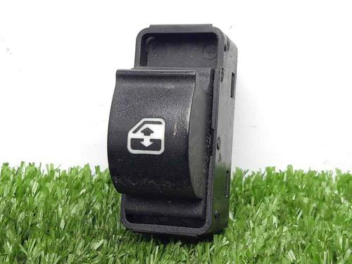 Used Right front window switch Right front window switch IVECO DAILY VI Van 33S13, 35S13, 35C13 (126 hp) 9195752 9195752