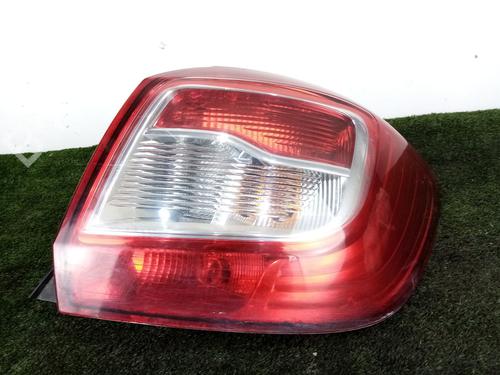 Fanale posteriore destro Fanale posteriore destro DACIA SANDERO II 1.5 dCi 75 / Blue dCi 75 (B8JW, B8M4, B8AH, B8M7, B8M6) (75 hp) 36526685 36526685