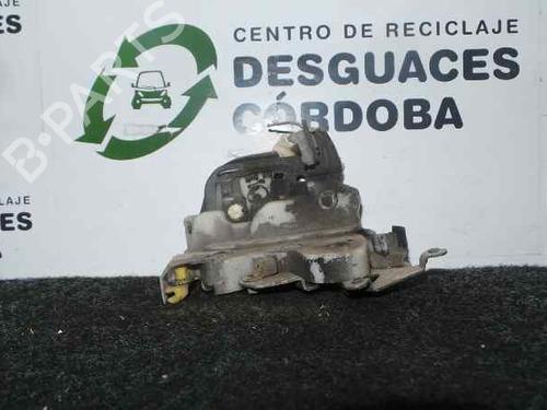 Used Rear left lock NISSAN PRIMERA (P10) 2.0 16V (116 hp) 5740977