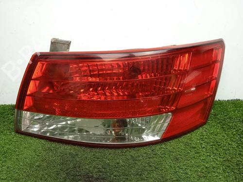 Farolim direito HYUNDAI SONATA V (NF) 2.0 CRDi (140 hp) 30902640