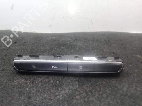 Used Switch Switch RENAULT MEGANE IV Hatchback (B9A/M/N_) 1.2 TCe 130 (B9MR) (130 hp) 32979639 32979639