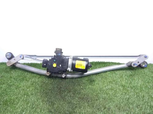 Used Front wiper motor DACIA SANDERO II 1.5 dCi 75 / Blue dCi 75 (B8JW, B8M4, B8AH, B8M7, B8M6) (75 hp) 27379748