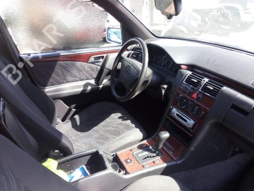 Engine control unit (ECU) MERCEDES-BENZ E-CLASS (W210) E 220 D (210.004) | BP10674079M57 