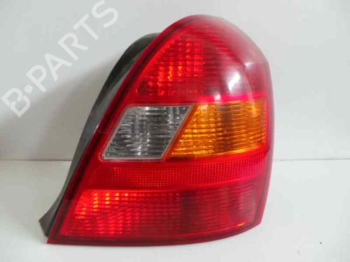 Used Right taillight HYUNDAI ELANTRA III (XD) 2.0 (141 hp) 5741441