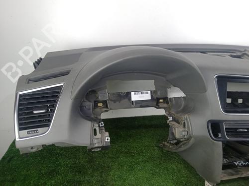 Dashboard AUDI Q5 (8RB) 2.0 TDI quattro | BP32386594C46