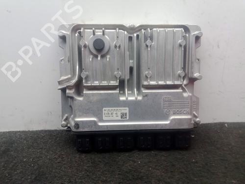 Used Engine control unit (ECU) BMW 5 (G30, F90) 520 d (190 hp) 24318602