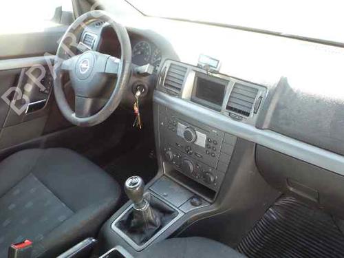 Fuse box OPEL VECTRA C (Z02) 1.9 CDTI (F69) | BP5694100E1 