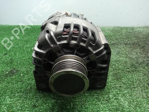 Alternador RENAULT CLIO II (BB_, CB_) 1.5 dCi (B/CB07) (65 hp) 17832366