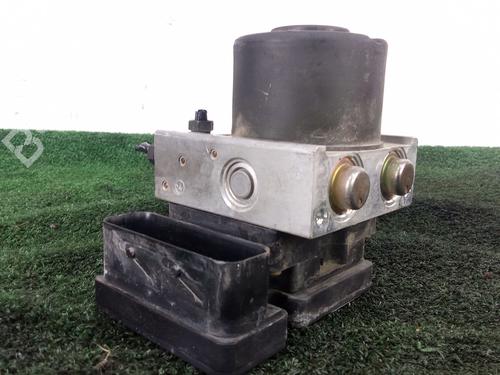 Used ABS pump ABS pump PEUGEOT 206 Hatchback (2A/C) 1.4 HDi eco 70 (68 hp) 39890171 39890171