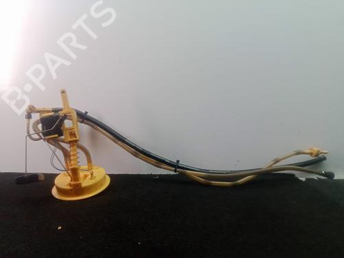 Used Fuel pump BMW 3 Touring (E91) 320 d (163 hp) 22733592