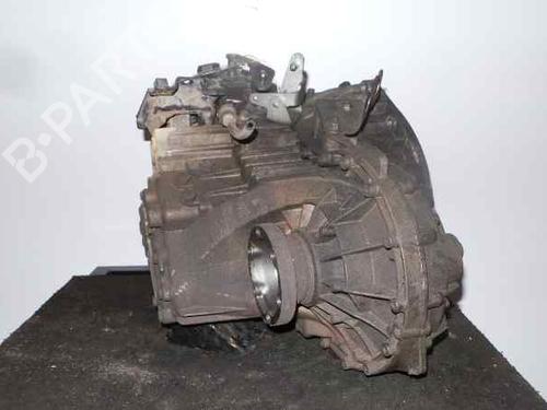 Used Gearbox MERCEDES-BENZ VITO Van (W638) 108 CDI 2.2 (638.094) (82 hp) 22652197