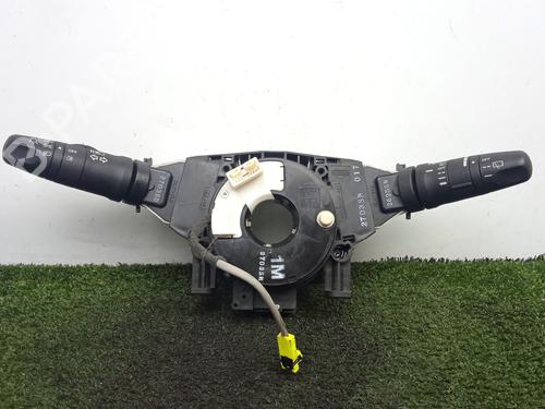 Used Headlight switch NISSAN X-TRAIL II (T31) 2.0 dCi 4x4 (150 hp) 29023563