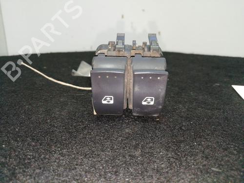 Used Left front window switch RENAULT MEGANE II (BM0/1_, CM0/1_) 1.5 dCi (BM02, BM13, BM2A, CM02, CM13) (101 hp) 29239781