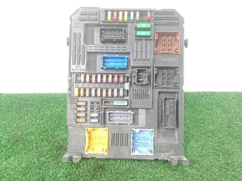 Used Fuse box PEUGEOT EXPERT Van (V_) 1.6 BlueHDi 95 (95 hp) 32043271