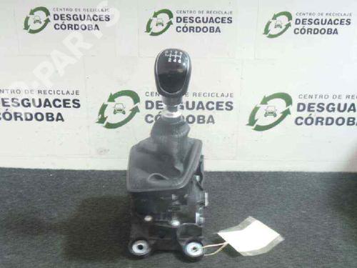 Used Manual gearbox selector Manual gearbox selector FORD FOCUS III 1.5 TDCi (120 hp) 7407154 7407154