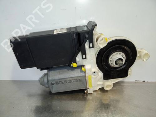 Moteur de lève-vitre avant gauche SEAT TOLEDO II (1M2) 1.9 TDI (110 hp) 28510614