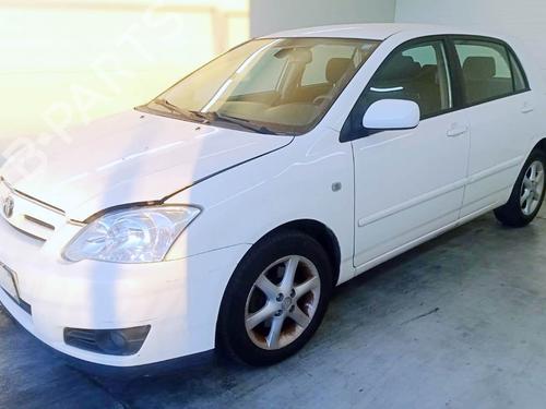 Brugte TOYOTA COROLLA (_E12_) 2.0 D-4D (CDE120R, CDE120L_) (110 hp) 4432459