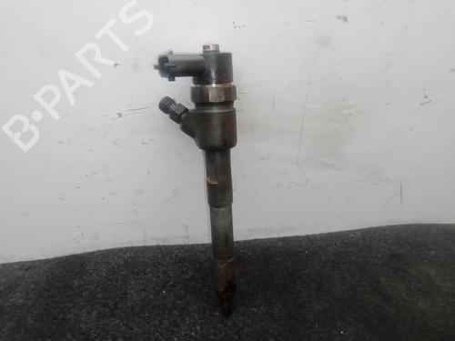 Spreder / Dyse FIAT DOBLO Cargo (263_) 1.3 D Multijet (263WXU1A, 263ZXU1A, 263WYB1A, 263ZYB1A) (95 hp) 25914030