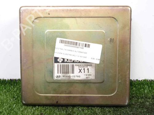 Used Gearbox control unit HYUNDAI ELANTRA III (XD) 1.6 (107 hp) 9528609