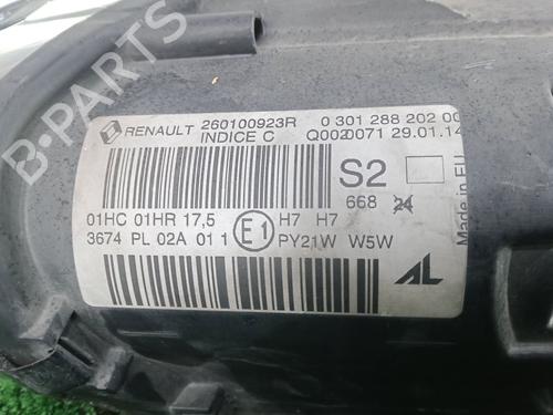 Right headlight RENAULT MEGANE III Hatchback (BZ0/1_, B3_) 1.2 TCe (BZ2B, BZ11) | BP32145223C29 