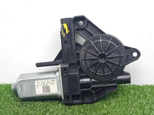 Used Right front window motor VOLVO S60 II (134) D3 (163 hp) 8415117
