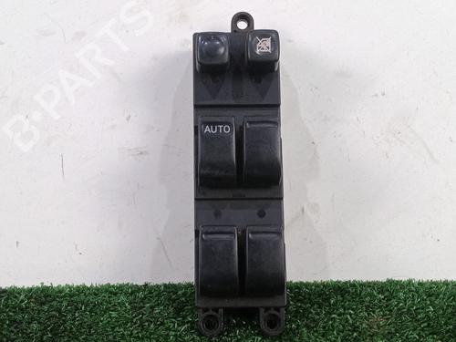 Used Left front window switch NISSAN PRIMERA (P12) [2002-2026]  5722257