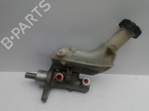Used Brake master cylinder RENAULT CLIO III (BR0/1, CR0/1) [2005-2014]  16467252