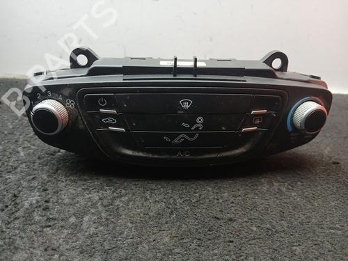 Used Climate control Climate control 38563702 38563702