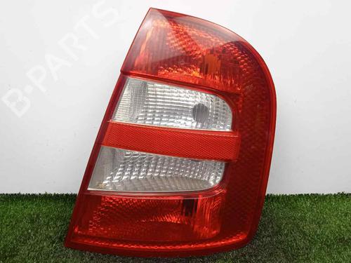 Used Right taillight SKODA FABIA I (6Y2) 1.4 (68 hp) 9872185