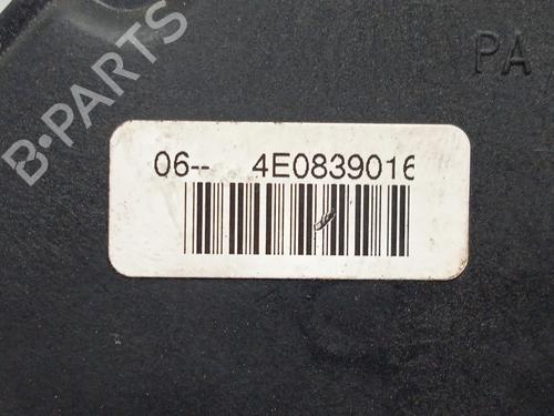 Høyre bak lås AUDI A8 D3 (4E2, 4E8) 3.7 quattro | BP23862953C99 