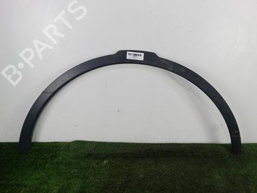 Used Front right wheel arch trim Front right wheel arch trim LAND ROVER DISCOVERY V (L462) 2.0 Sd4 4x4 (241 hp) 34620149 34620149