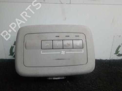 Used Climate control MITSUBISHI GRANDIS (NA_W) [2003-2011]  5782907