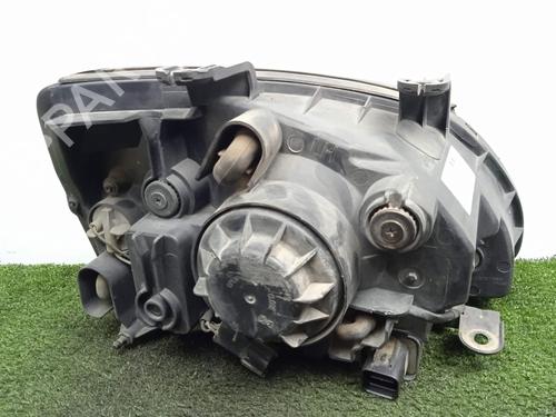 Left headlight KIA CARENS II MPV (FJ) 2.0 CRDi | BP18741471C28 