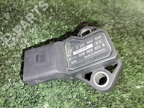 Used Electronic sensor Electronic sensor VW GOLF V (1K1) 1.9 TDI (105 hp) 10988977 10988977