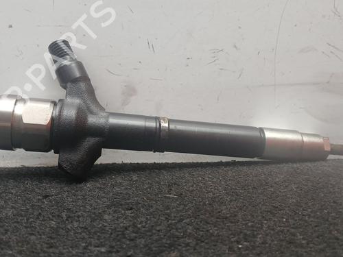 Inyector Inyector TOYOTA AVENSIS (_T25_) [2003-2008] 34185567 34185567