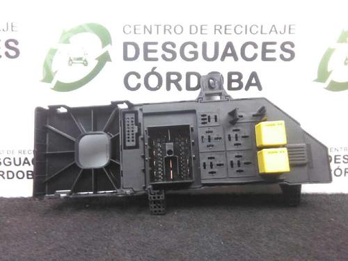 Used Fuse box SAAB 9-3 (YS3F, E79, D79, D75) 1.9 TiD (150 hp) 5700442