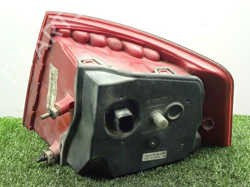 Venstre Baklys AUDI A8 D3 (4E2, 4E8) 4.0 TDI quattro | BP30906365C34