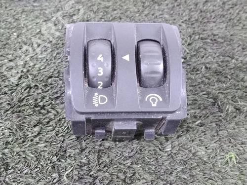 Used Headlight switch Headlight switch RENAULT CLIO IV Grandtour (KH_) 1.5 dCi 90 (KHN3, KHN4) (90 hp) 34647604 34647604