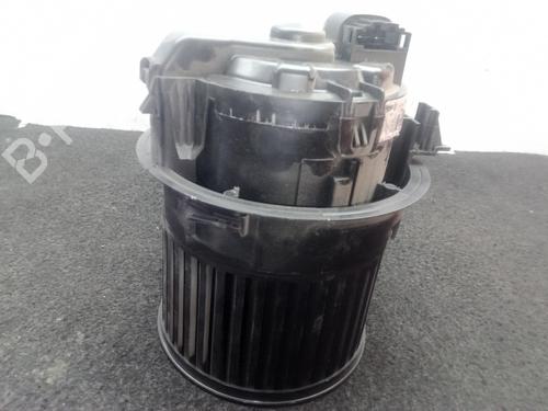 Heater blower motor PEUGEOT 208 I (CA_, CC_) 1.6 BlueHDi 100 | BP24318625M62