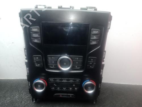 Used Switch RENAULT MEGANE IV Hatchback (B9A/M/N_) 1.2 TCe 130 (B9MR) (130 hp) 32220248