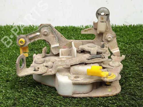 Used Front right lock NISSAN PATROL III/2 Station Wagon (W260) [1988-1998]  12683764
