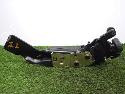 Used Rear left lock CHRYSLER VOYAGER IV (RG, RS) 2.8 CRD (150 hp) 22903916