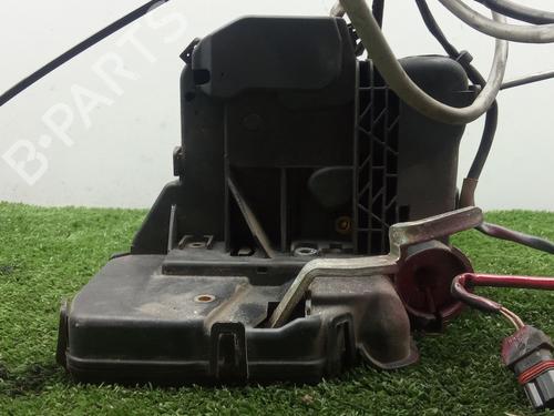 Used Front left lock Front left lock MERCEDES-BENZ C-CLASS (W203) C 220 CDI (203.006, 203.008) (143 hp) 40448002 40448002