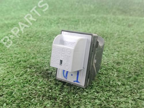 Right rear window switch AUDI Q5 (8RB) 2.0 TDI quattro | BP35964022I28 - Image 2