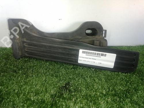 Used Pedal SEAT LEON (1P1) 1.6 TDI (105 hp) 10411137