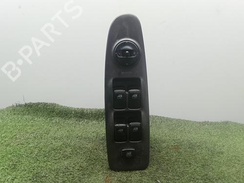 Used Left front window switch Left front window switch HYUNDAI ELANTRA III Saloon (XD) 2.0 CRDi (113 hp) 34122014 34122014