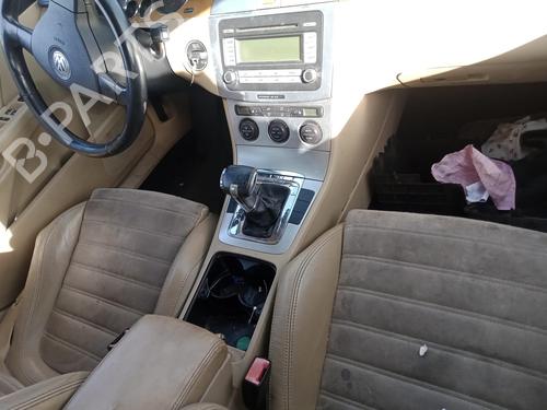 Feu de brouillard avant gauche VW PASSAT B6 Variant (3C5) 2.0 TDI 16V | BP12210787C30 