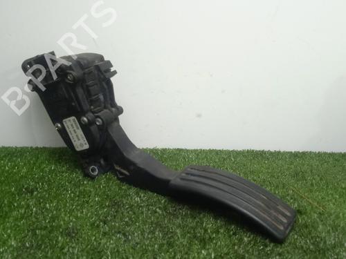 Used Pedal DACIA SANDERO 1.5 dCi (88 hp) 29354387