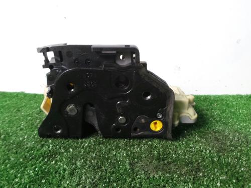 Venstre bak lås VW PASSAT B6 (3C2) 2.0 TDI 16V | BP7987695C100 