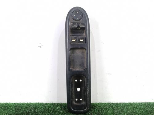 Used Left front window switch PEUGEOT 407 (6D_) 1.6 HDi 110 (6D9HZC, 6D9HYC) (109 hp) 30759864